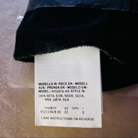 MaxMara Silk Ankle Socks - Picture 11 of 12